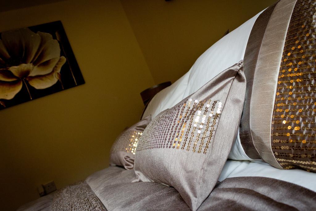 The Lindley Suite - Simple2Let Serviced Apartments Хъдърсфийлд Стая снимка