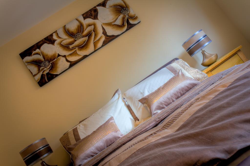 The Lindley Suite - Simple2Let Serviced Apartments Хъдърсфийлд Екстериор снимка