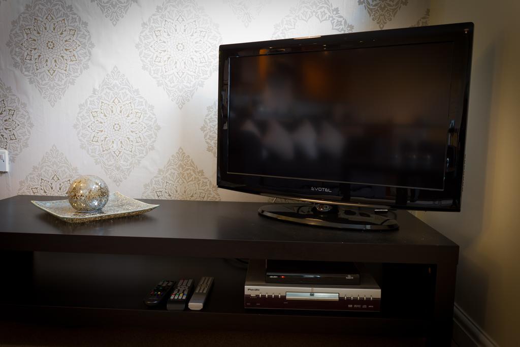 The Lindley Suite - Simple2Let Serviced Apartments Хъдърсфийлд Стая снимка