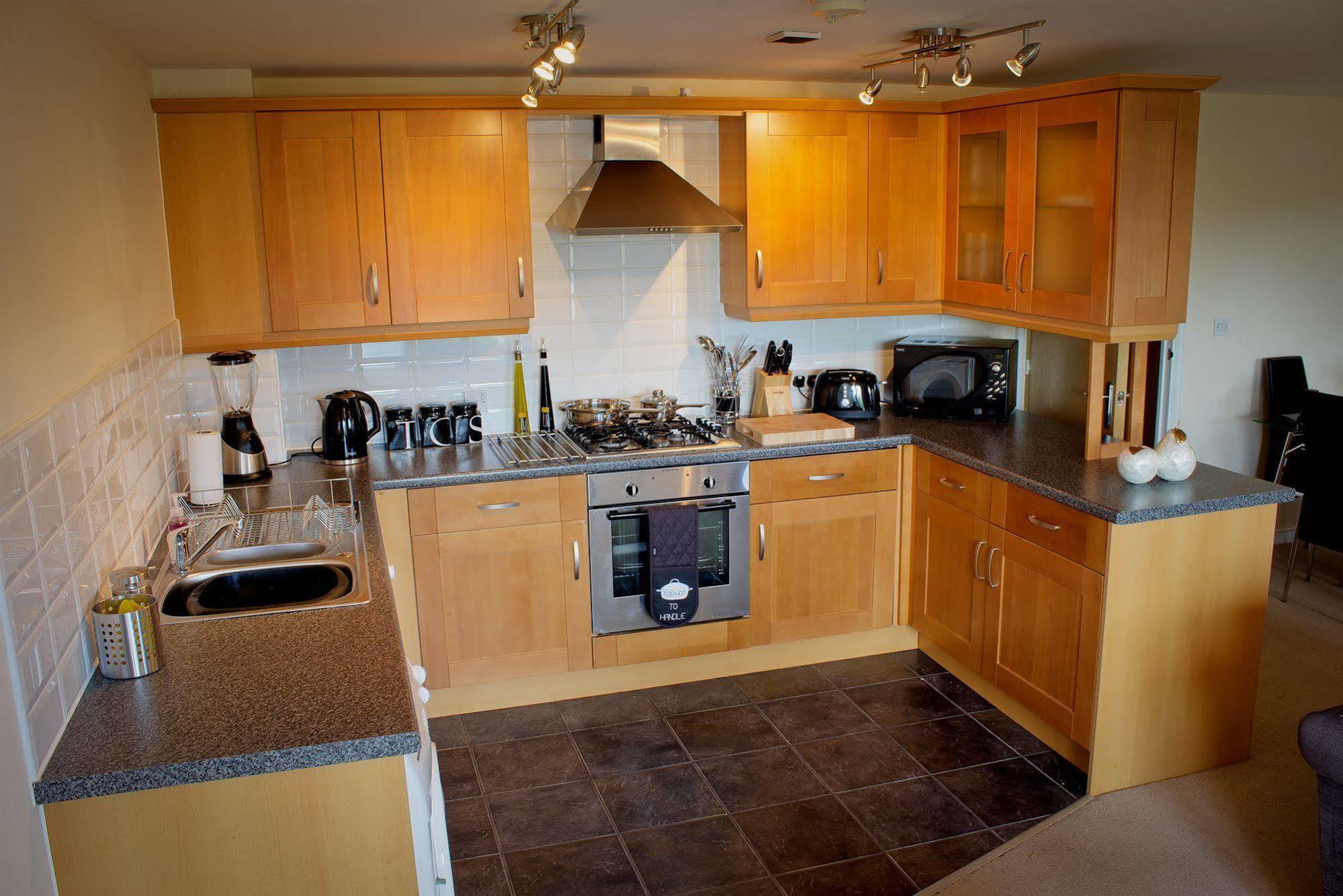 The Lindley Suite - Simple2Let Serviced Apartments Хъдърсфийлд Екстериор снимка