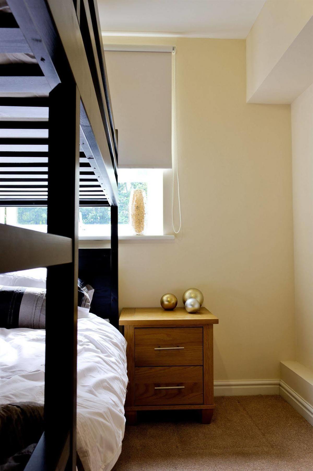 The Lindley Suite - Simple2Let Serviced Apartments Хъдърсфийлд Екстериор снимка